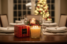 Load image into Gallery viewer, Nest 3-Wick Candle Holiday