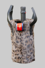 Load image into Gallery viewer, Faux fur leopard print wine tote bag holding a champagne bottle with handles