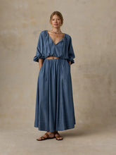 Load image into Gallery viewer, Chambray Nera Top