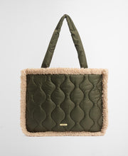 Load image into Gallery viewer, Barbour Marnie quilted tote bag with sherpa trim and padded shoulder straps