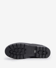 Load image into Gallery viewer, Bottom sole view of Barbour Halton Wellington boot showing chunky tread pattern and size label