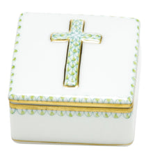 Load image into Gallery viewer, Herend porcelain prayer box with raised cross, green fishnet pattern and gold trim