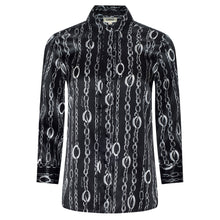 Load image into Gallery viewer, L'Agence Dani three-quarter sleeve blouse with chain link pattern on black background
