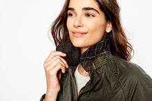 Load image into Gallery viewer, Barbour Women's Classic Beadnell Jacket