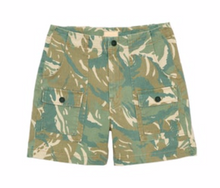 Load image into Gallery viewer, Mother Denim Women&#39;s The Rambler Patch Pocket Short Tropical Camo