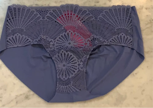 Commando Hipster Butter + Lace Hyacinth