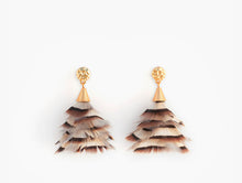 Load image into Gallery viewer, Brackish Sandy Petite Statement Earring